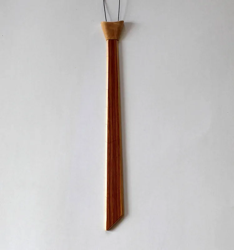 cravate-bois-artisanale-elu