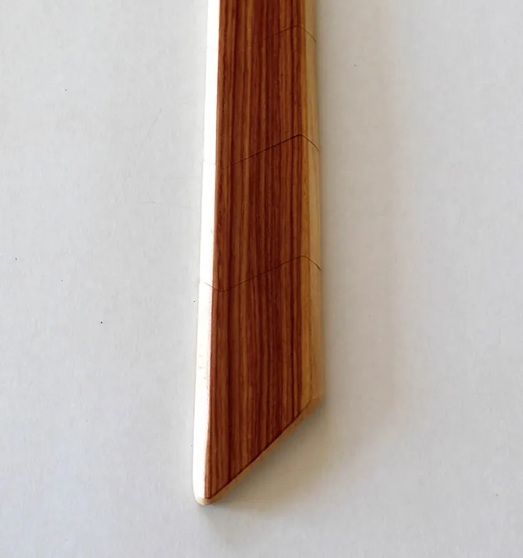 cravate-bois-de-rose-detail-veinage