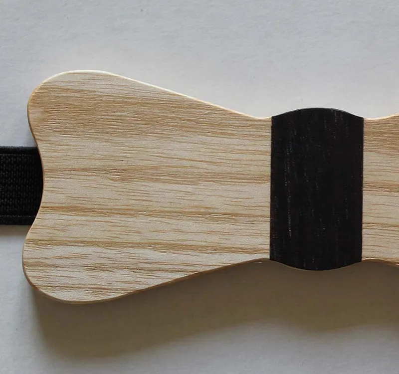 Nœud papillon homme en bois de frêne pour mariage